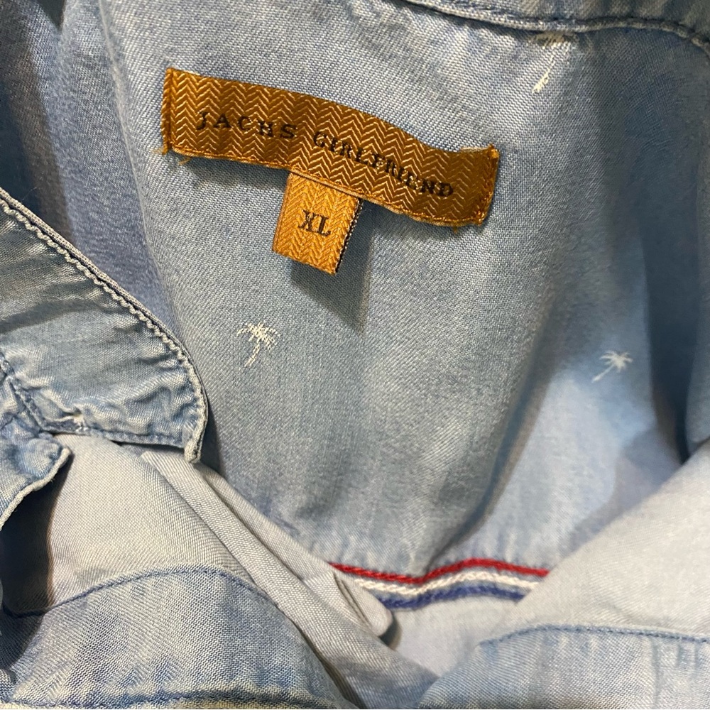 31. ⭐️JACHS Girlfriend Light Blue Button Down Sleeveless Shirt - Picture 5 of 8